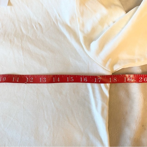 NWT J. Crew Cream Micro Ribbed Button-shoulder Mock Neck top Sz L BS239 - Picture 6 of 8